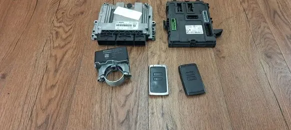 Renault Megane IV Engine ECU kit and lock set 0281032928 237106319R 487004553R