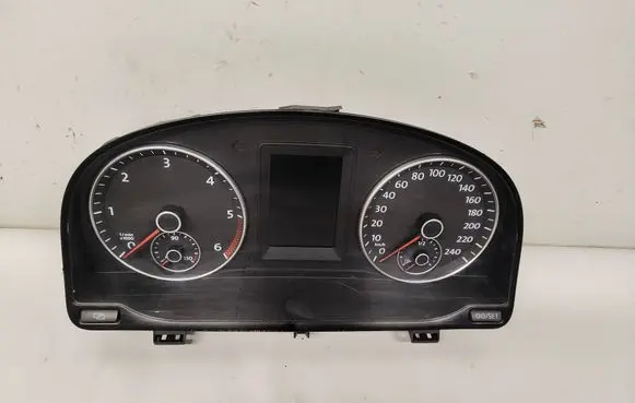 Volkswagen Touran II Speedometer (instrument cluster) 1T0920865A
