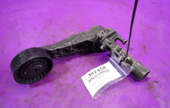 Peugeot 3008 I Timing belt/chain tensioner