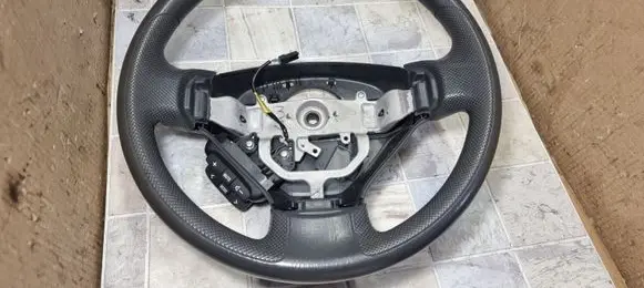 Suzuki Liana Steering wheel GS12000290