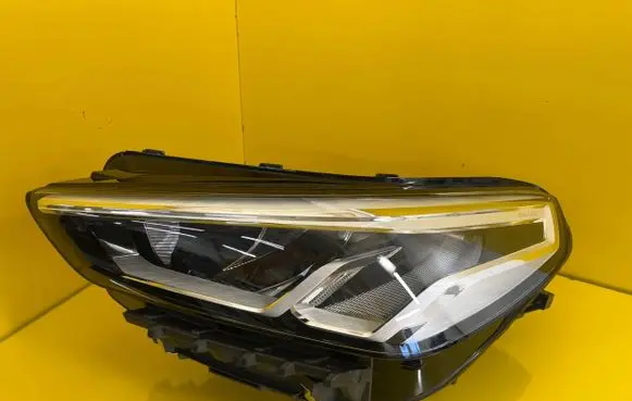 BMW X1 U11 Headlight/headlamp 5A5BD43-02