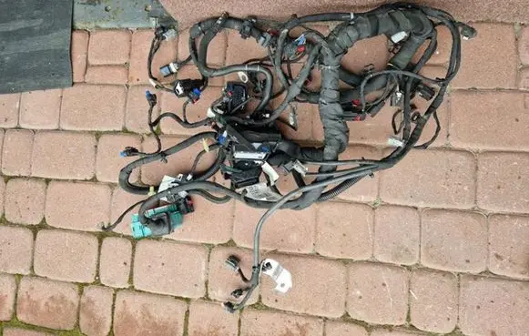 Opel Insignia B EUR ISO radio connector 39196812
