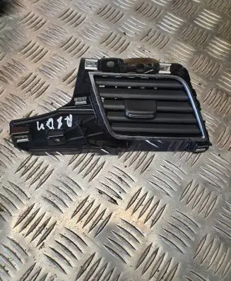 Audi A8 S8 D4 4H Dashboard side air vent grill/cover trim 4H2820902