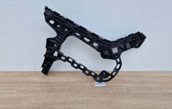 Volkswagen PASSAT B8 Rear bumper mounting bracket 3G9807355A