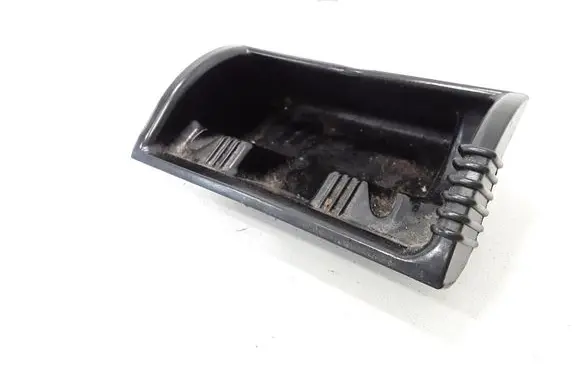 Volkswagen PASSAT B5 Car ashtray 3B0857989A