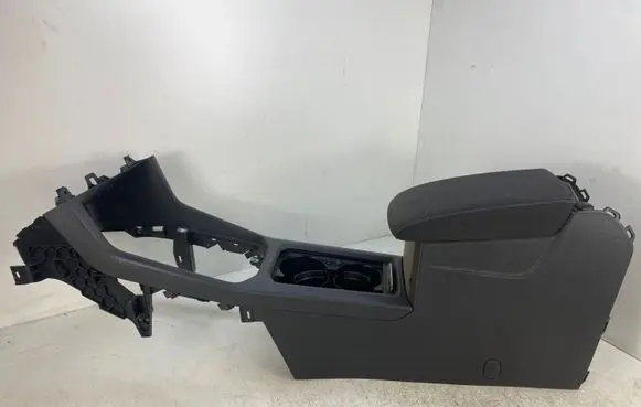 Volkswagen Golf Sportsvan Center console 510862531