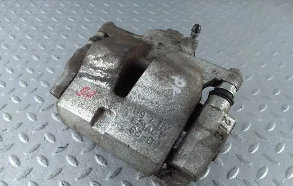 Toyota Corolla Cross Front brake caliper 4775076010