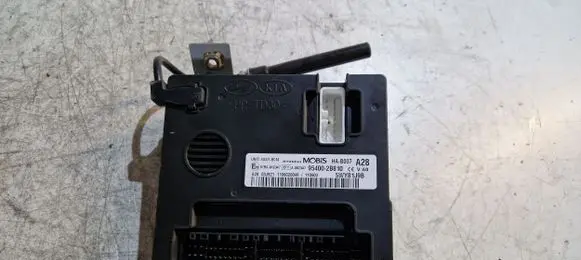 Hyundai Santa Fe Central body control module 954002B810