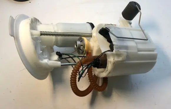 BMW 4 F32 F33 In-tank fuel pump 7243975 724397517 0580200331