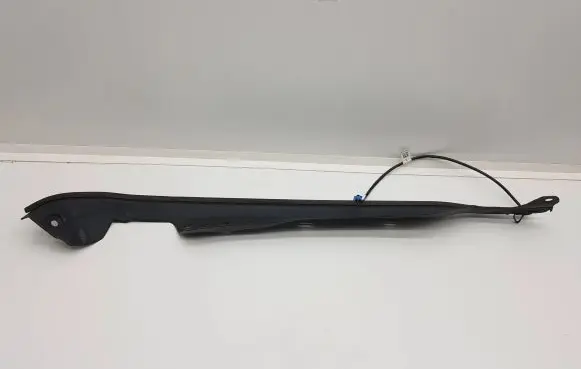 Mercedes-Benz ML W166 Other trunk/boot trim element A1668700751 1004889 MBN530151