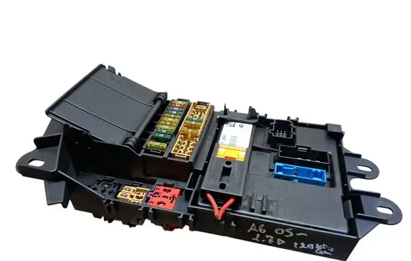 Audi A6 S6 C6 4F Light module LCM 4F0907289G 4F0910289G
