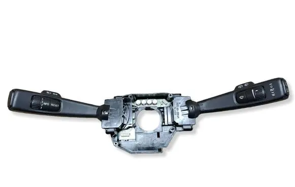 Volvo V50 Wiper turn signal indicator stalk/switch P30773148 T0518491