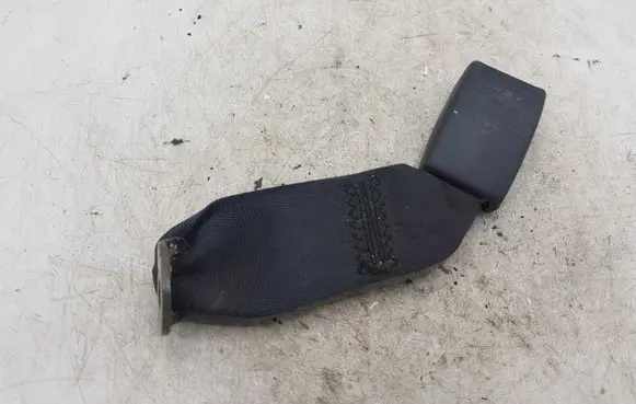 Subaru Legacy Rear seatbelt buckle NOCODE