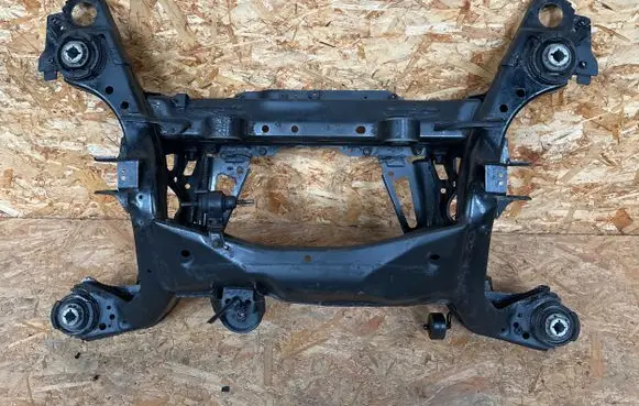Volvo S90, V90 Rear subframe 