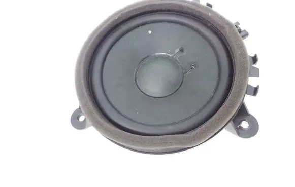 Volvo V70 Front door speaker 30657445