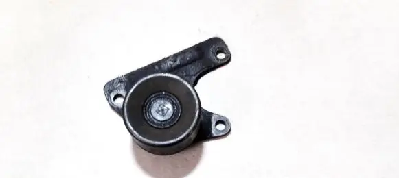 Peugeot 405 Generator/alternator belt tensioner