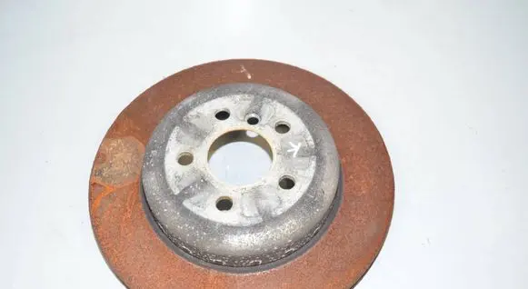 BMW 5 G30 G31 Rear brake disc 6882245 34216882245