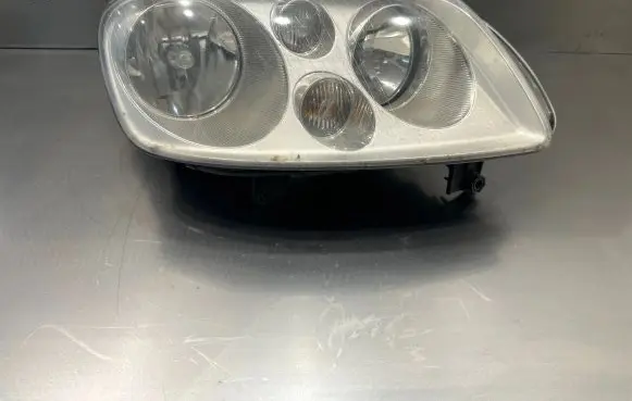 Volkswagen Touran I Headlight/headlamp 1T0941006F 0301205202