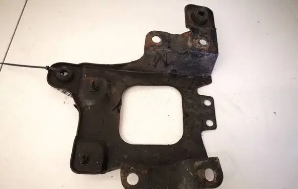 Ford Focus C-MAX Battery bracket 3M51R6K034AF