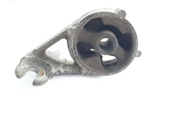 Peugeot 5008 II Other engine bay part