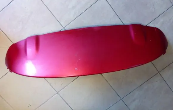 Tailgate/trunk spoiler