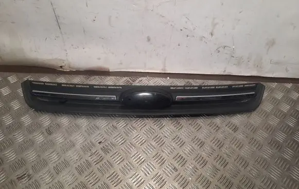 Ford Escape III Front bumper upper radiator grill CJ548200
