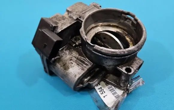 Volkswagen Golf V Throttle body valve 03G128063 IMPRK1584545