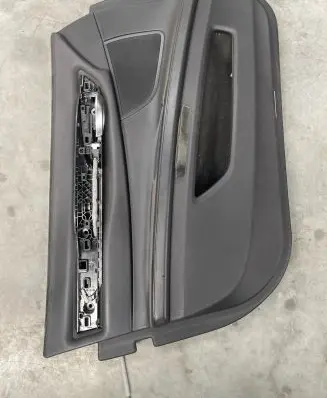 BMW 7 F01 F02 F03 F04 Front door card panel trim 70819V18WR