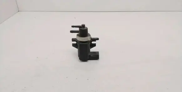 Volkswagen Golf IV Turbo solenoid valve 1J0906627 01T136 72290320