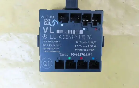Mercedes-Benz C W204 Door control unit/module A2048701826 A2128203485
