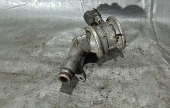 Volkswagen Sharan EGR valve