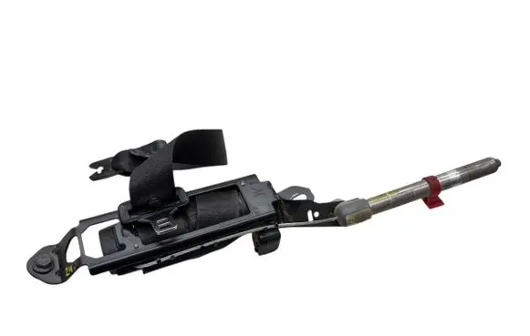 Volvo XC70 Front seatbelt 30734732