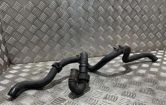 Volkswagen Transporter - Caravelle T5 Engine coolant pipe/hose 738000248