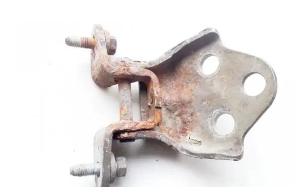 Mitsubishi Space Star Front door upper hinge