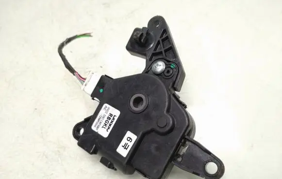 KIA Xceed Air flap motor/actuator D267CWFAB01