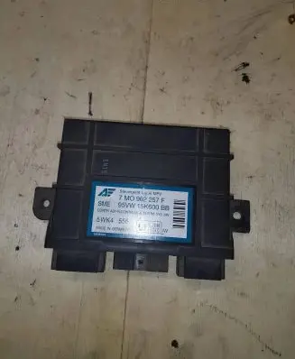 Seat Alhambra (Mk1) Comfort/convenience module 7M0962257F 5WK4555