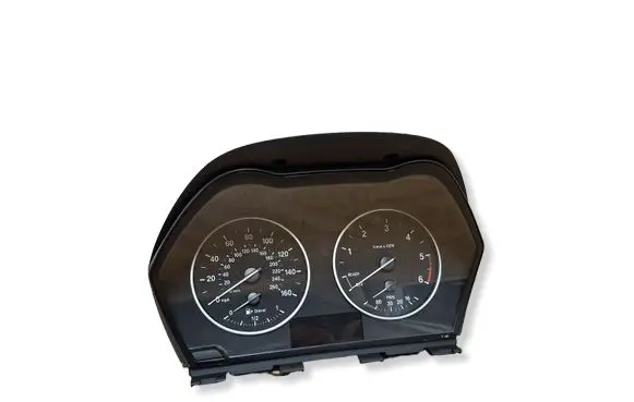 BMW X1 F48 F49 Speedometer (instrument cluster) 9232891