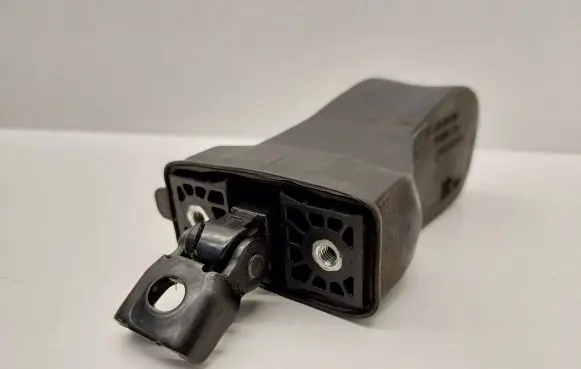Volkswagen PASSAT B8 Front door check strap stopper 3G0837267