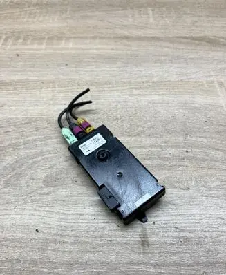 BMW 3 F30 F35 F31 Aerial antenna amplifier 9231179 108894