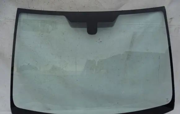 Toyota Corolla Verso AR10 Front windscreen/windshield window 12438395107