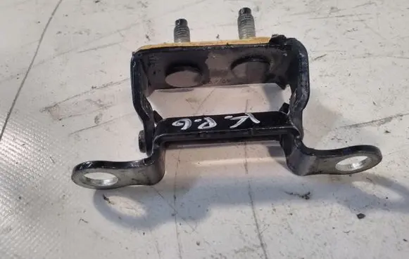 Volvo V50 Tailgate/trunk/boot hinge 30716263