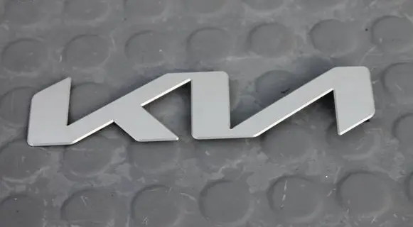 KIA Stonic Manufacturer badge logo/emblem NAPIS-MASKI-STONIC EMBLEMAT-MASKI