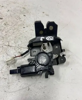 Mazda 3 I Tailgate/trunk/boot lock/catch/latch B6724