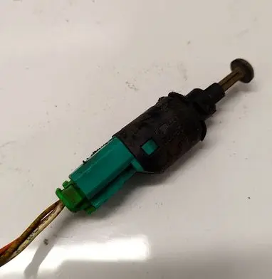 Citroen C4 I Brake pedal sensor switch 9650688480