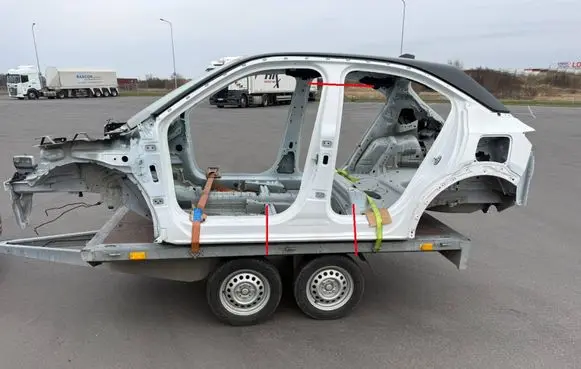 Opel Mokka B Pillar (middle) 