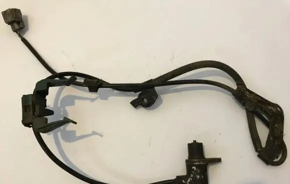 Toyota Avensis T220 ABS brake wheel speed sensor 8954305030 89543-05030