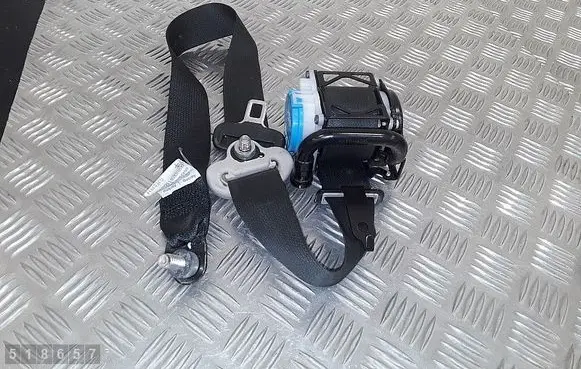 Mazda 6 Front seatbelt 305257810