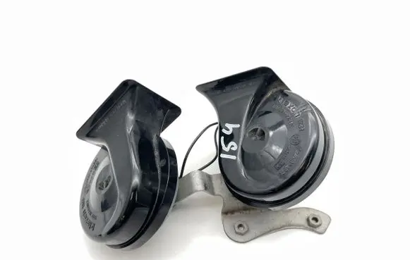 Jaguar XJ X350 Horn signal 2W9313A803AB