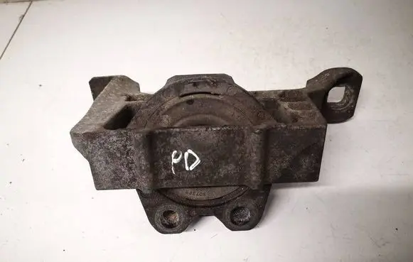 Ford Focus Engine mount bracket 3m516f012bh 3m51-6f012-bh
