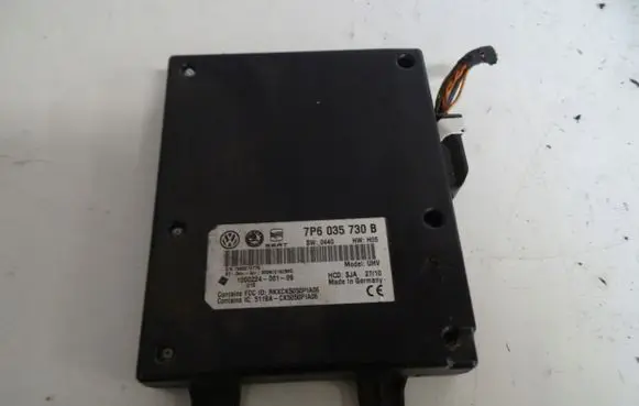 Volkswagen Golf VI Bluetooth control unit module 7P6035730B